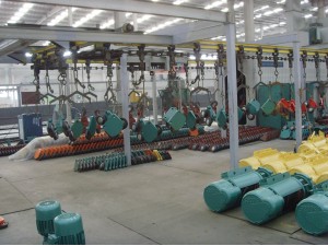 赤壁蒲圻起重機(jī)械噴漆車間圖展。